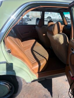 
										Original Condition 1977 Mercedes-Benz W123 300D Auto full									
