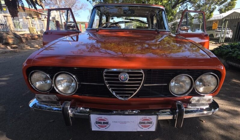 
								Restored 1973 Alfa Romeo 105 Berlina 2000 full									