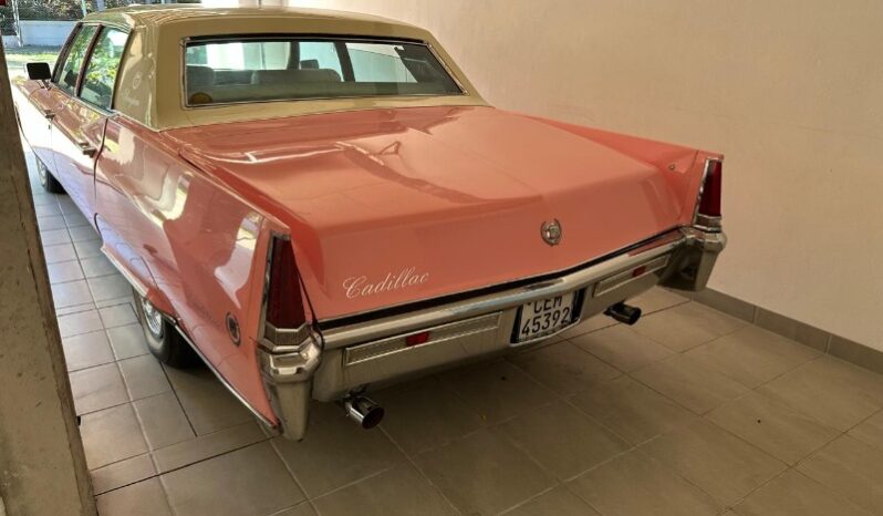 
								Used 1969 Cadillac Fleetwood full									