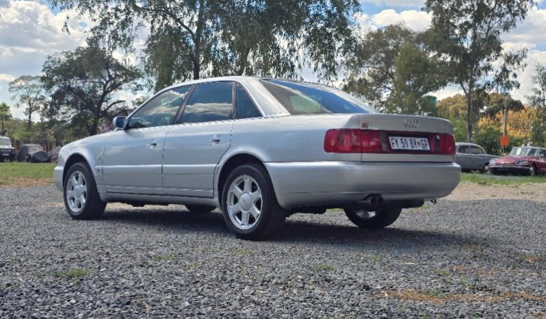 
								Used 1995 Audi S6 C4 full									
