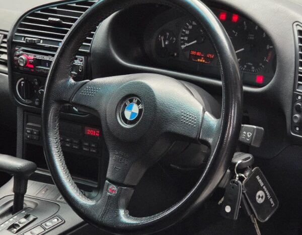 
								Prestine 1994 BMW 325i Automatic full									