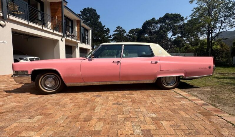 
								Used 1969 Cadillac Fleetwood full									