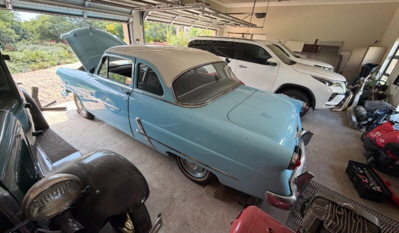 
								Used 1953 Ford Customline Coupe full									