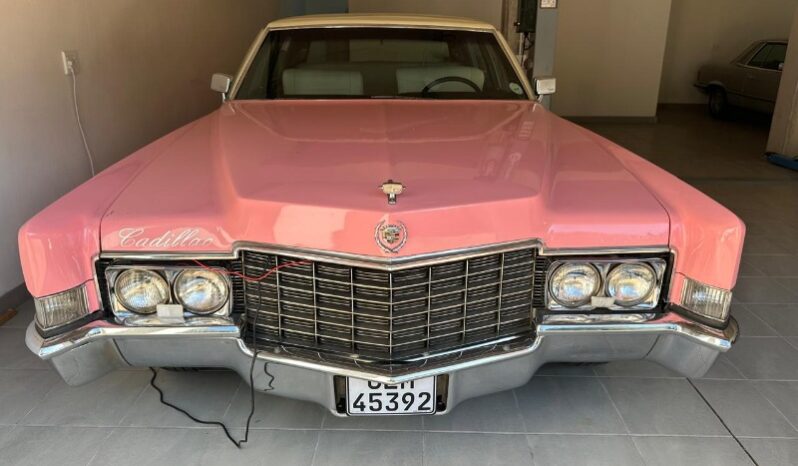 
								Used 1969 Cadillac Fleetwood full									