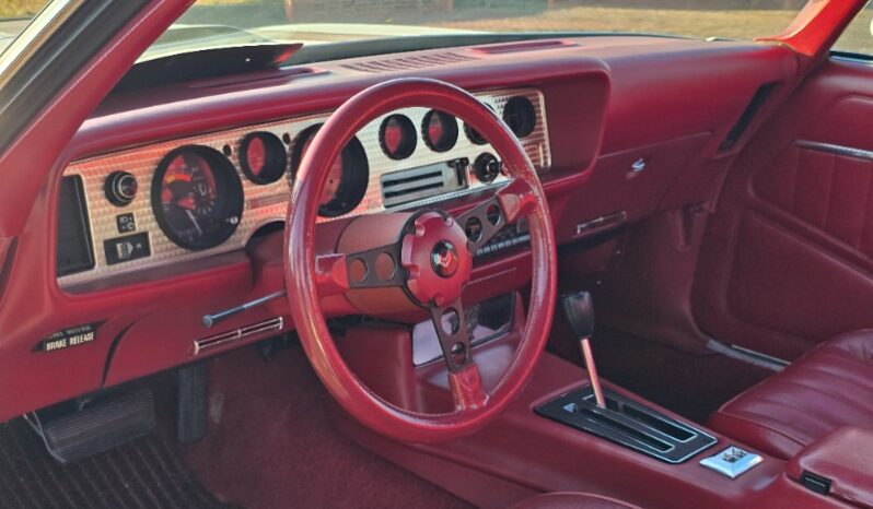 
								Used 1980 Pontiac TransAm full									