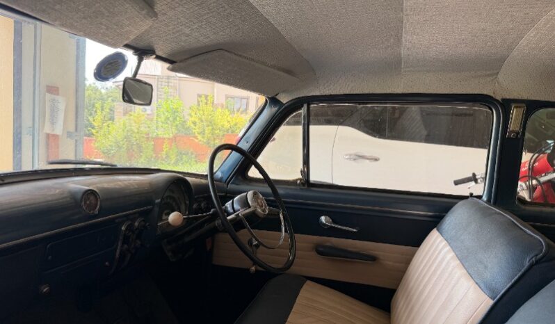 
								Used 1953 Ford Customline Coupe full									