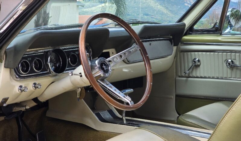 
								Used 1965 Ford Mustang full									