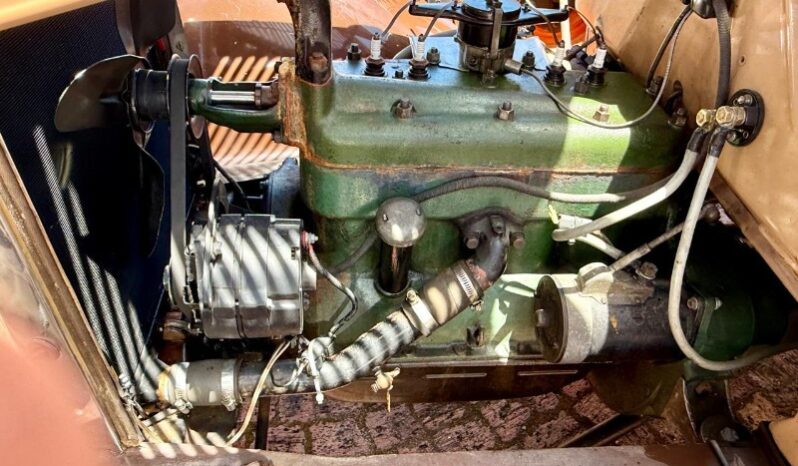 
								Used 1930 Ford Model A Deluxe Roadster full									