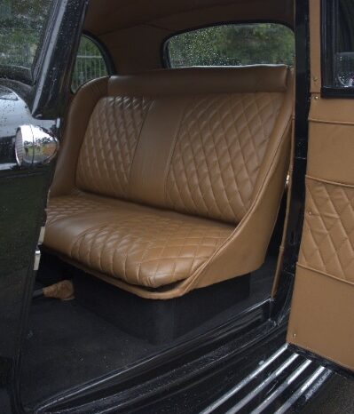
								Used 1934 Ford 5 Window Coupe Hotrod full									