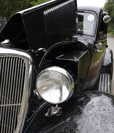 
								Used 1934 Ford 5 Window Coupe Hotrod full									